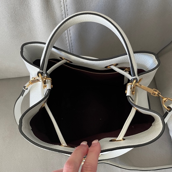 Mulberry Hampstead Leather Bucket Bag - Picture 10 of 10